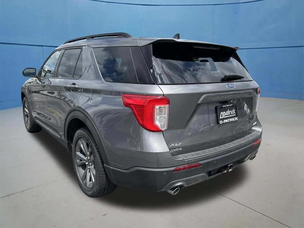Used 2023 Ford Explorer XLT w/ Equipment Group 202A AWD/4WD image 7