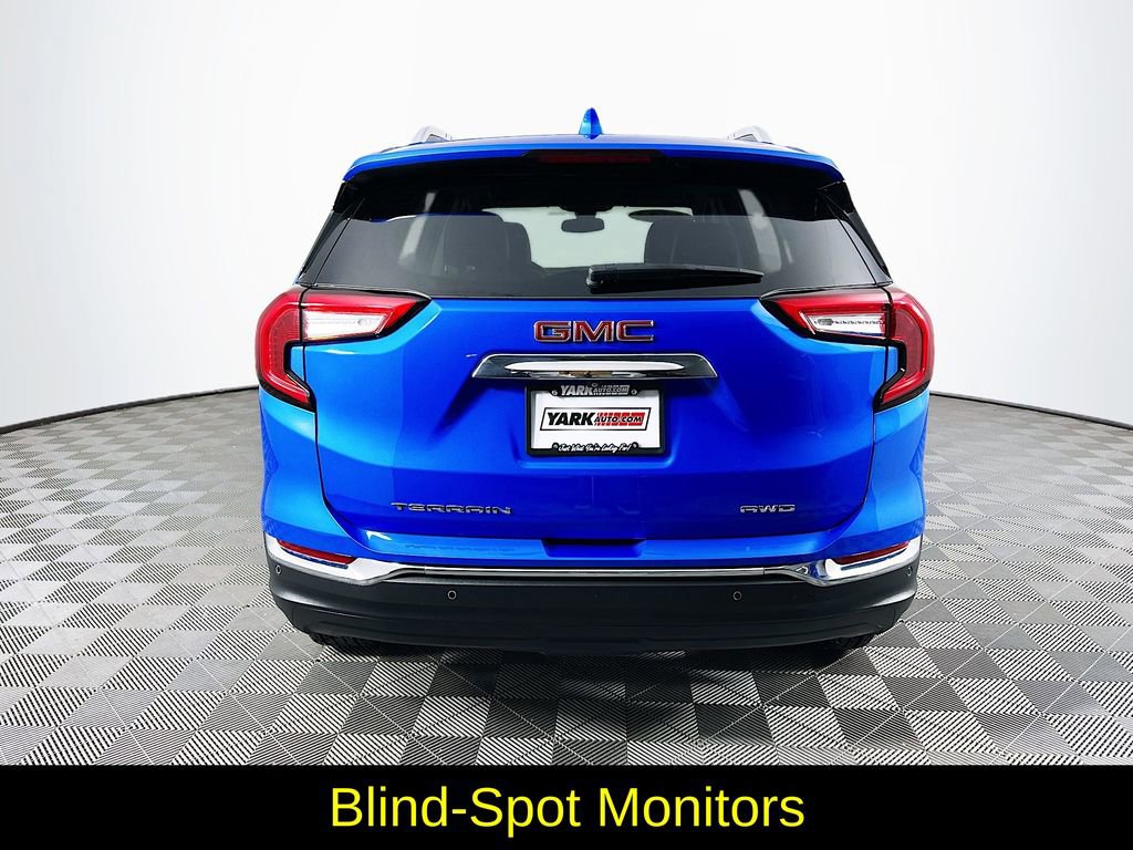 Used 2024 GMC Terrain SLT image 9