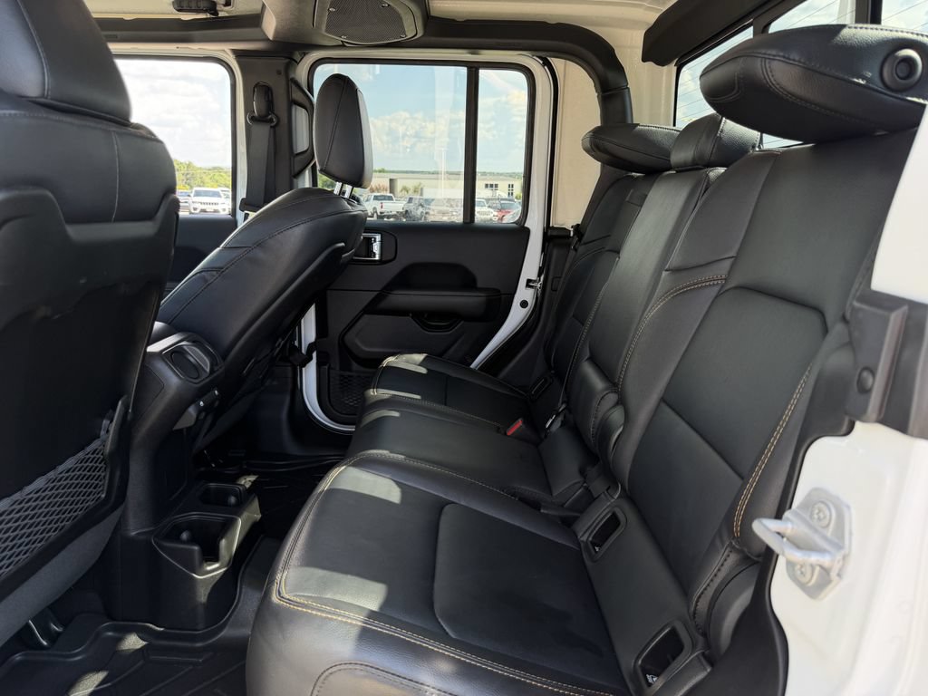 Used 2025 Jeep Gladiator Sport AWD/4WD image 27