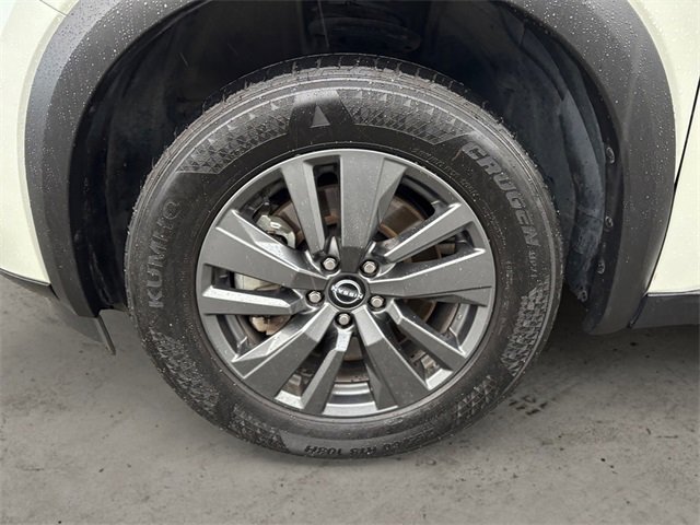 Used 2024 Nissan Pathfinder SV image 14