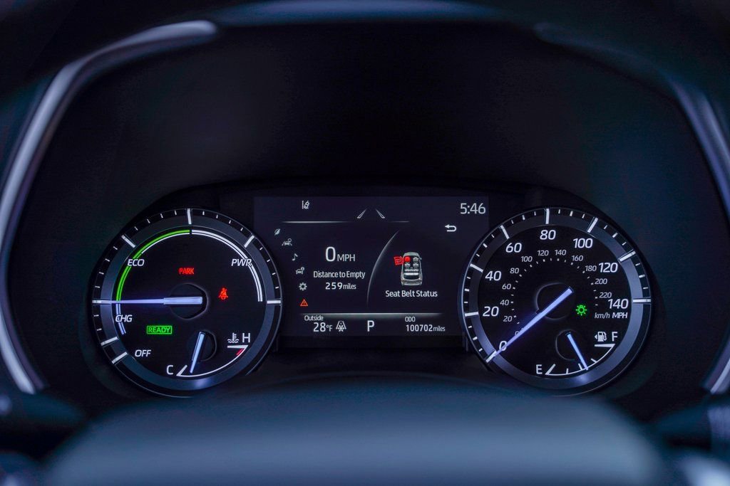 Used 2021 Toyota Highlander XLE FWD image 18