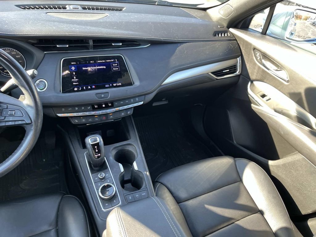 Used 2019 Cadillac XT4 Premium Luxury w/ Enhanced Visibility Package image 15