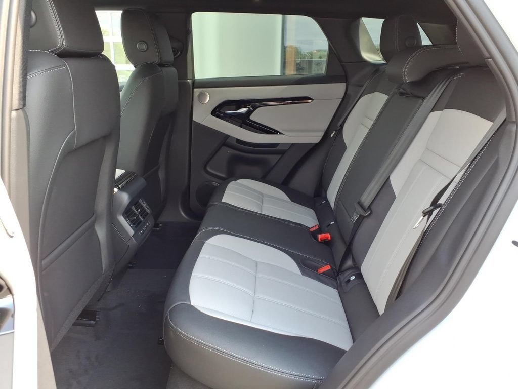 New 2026 Land Rover Range Rover Evoque Hoxton AWD/4WD image 8