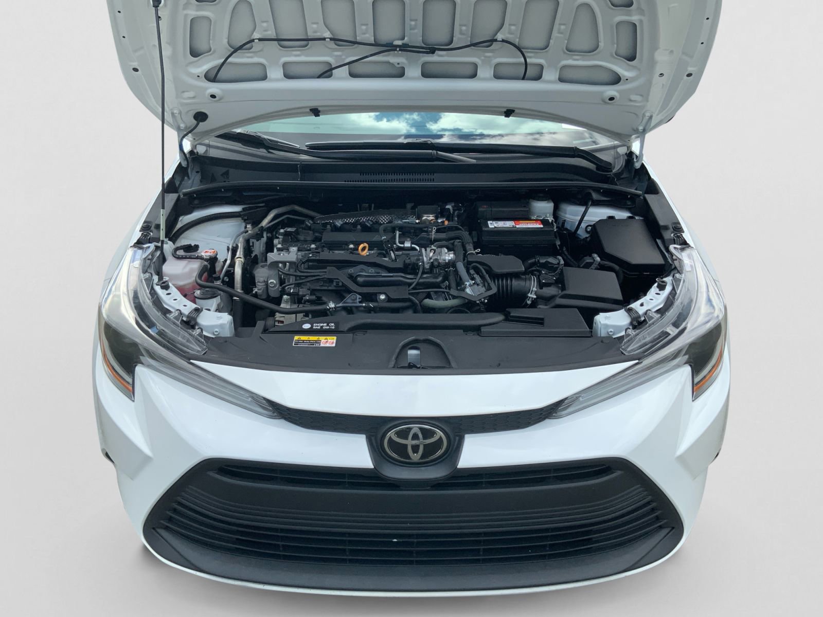Used 2023 Toyota Corolla LE FWD image 32