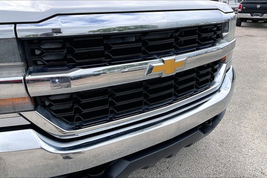 Used 2016 Chevrolet Silverado 1500 LT w/ All Star Edition AWD/4WD image 34