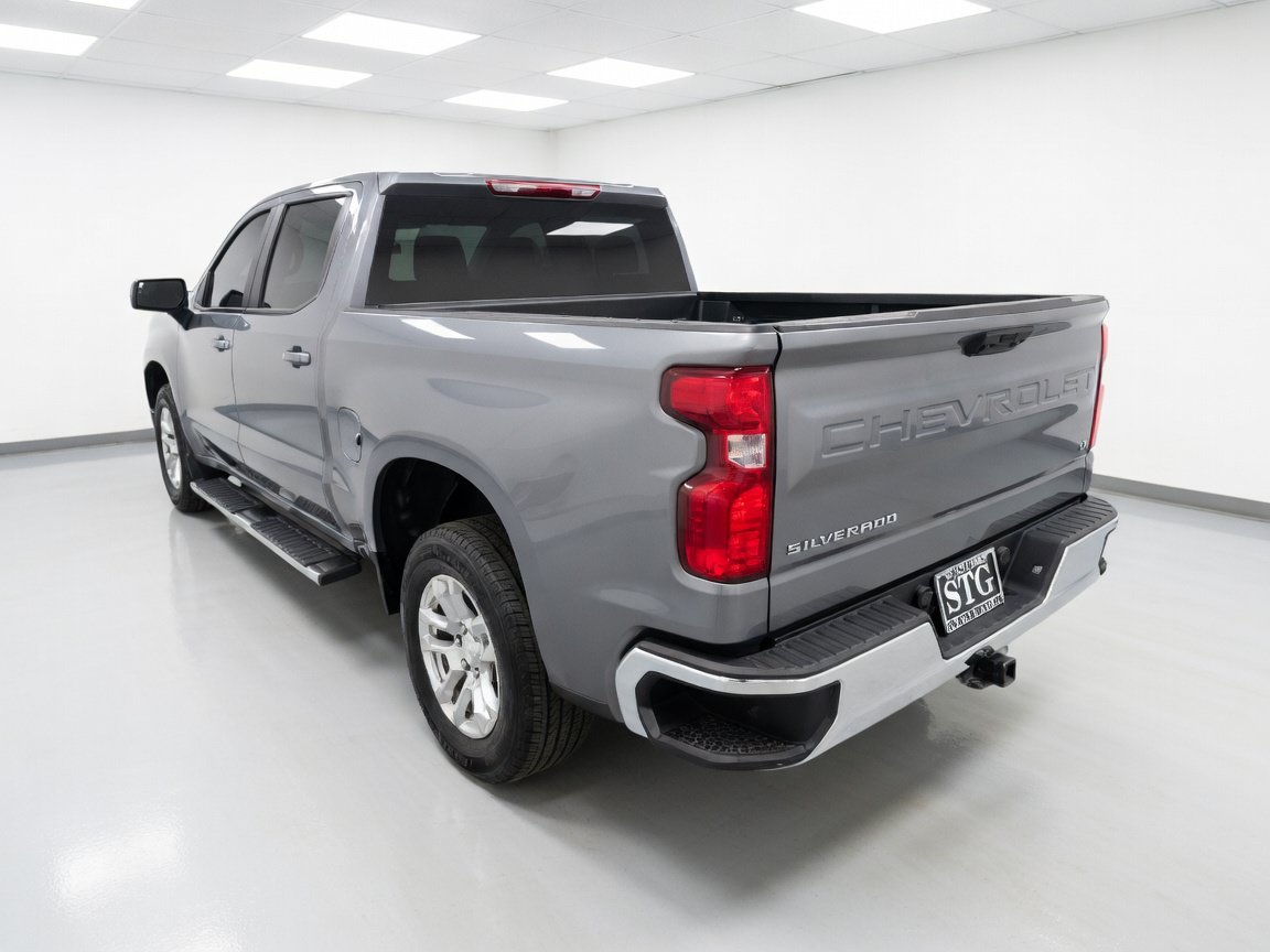Used 2023 Chevrolet Silverado 1500 LT RWD image 6