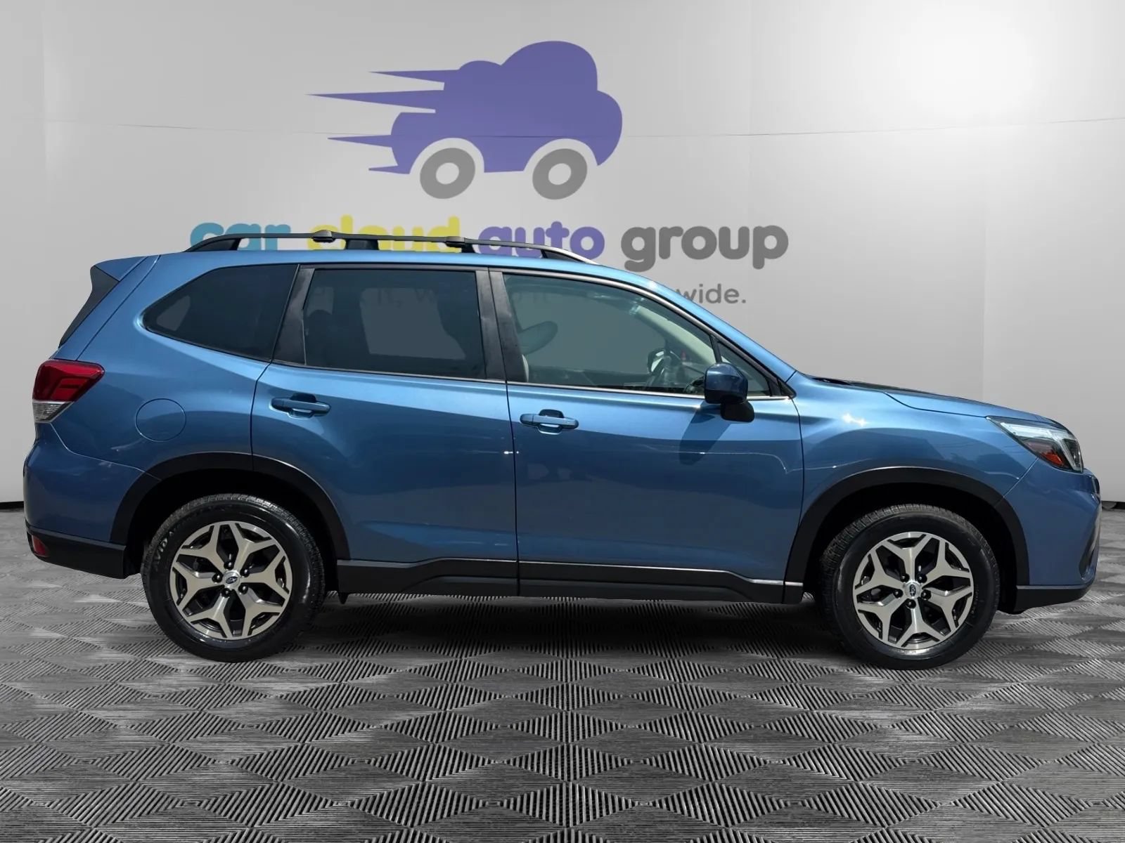 Used 2021 Subaru Forester Premium AWD/4WD image 8