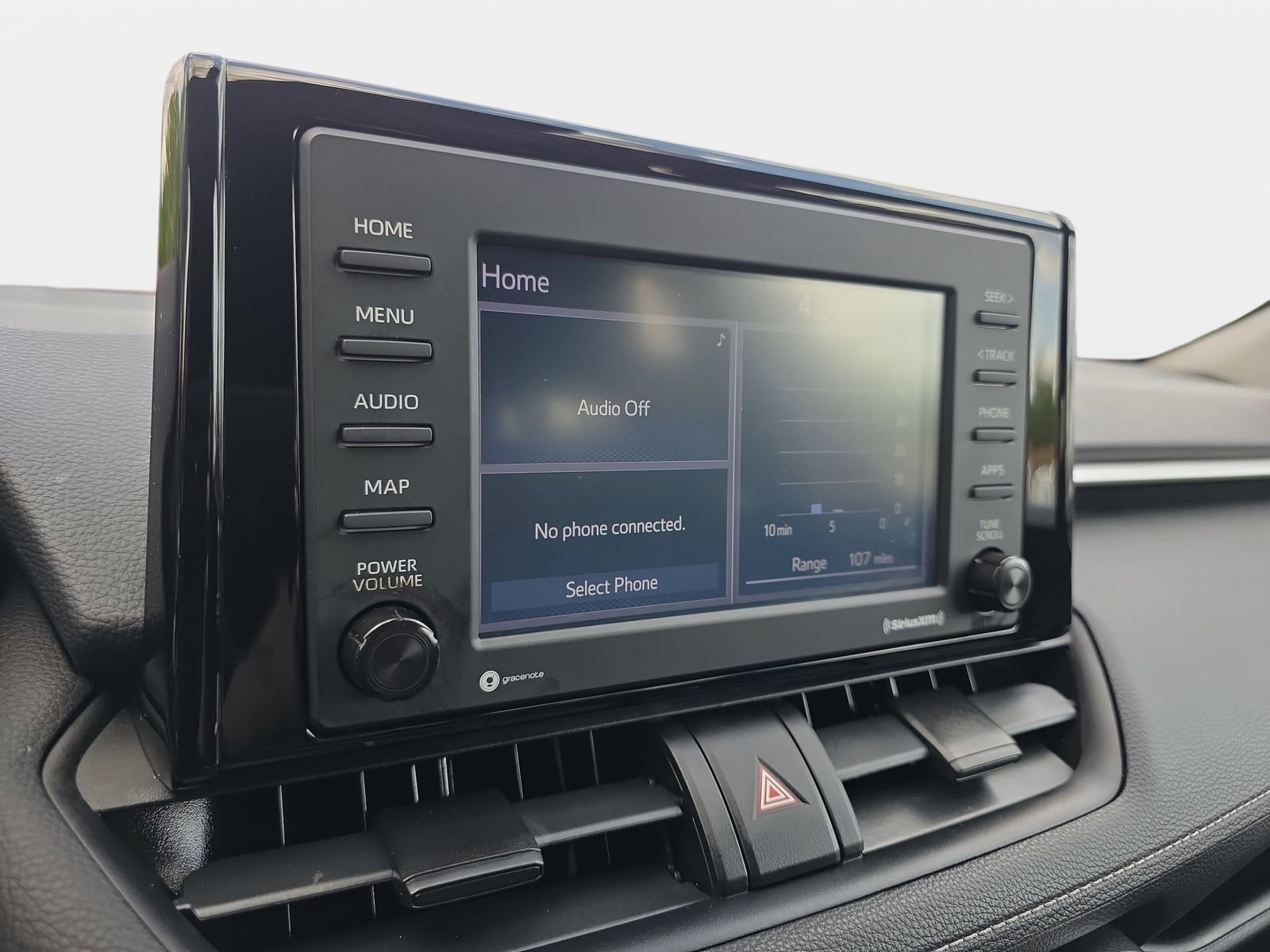 Used 2021 Toyota RAV4 LE image 21