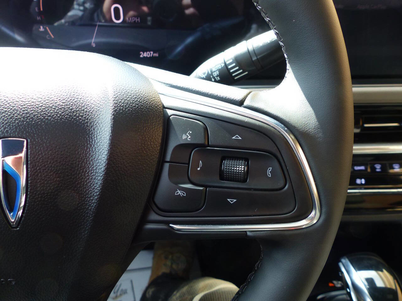 Used 2024 Buick Envista Avenir image 28