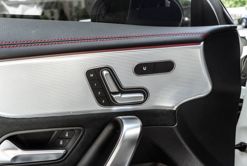 Used 2023 Mercedes-Benz CLA 35 AMG 4MATIC image 16