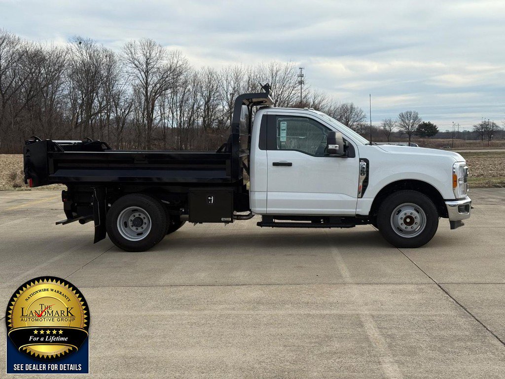 Used 2023 Ford F350 XL w/ XL Chrome Package image 4