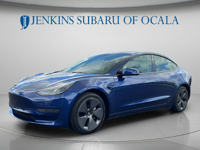 Used 2023 Tesla Model 3 Standard Range RWD image 7