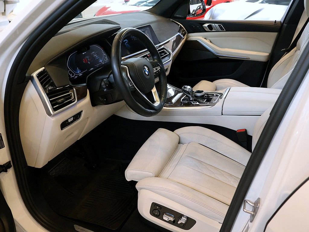 Used 2023 BMW X5 xDrive45e w/ Executive Package image 4