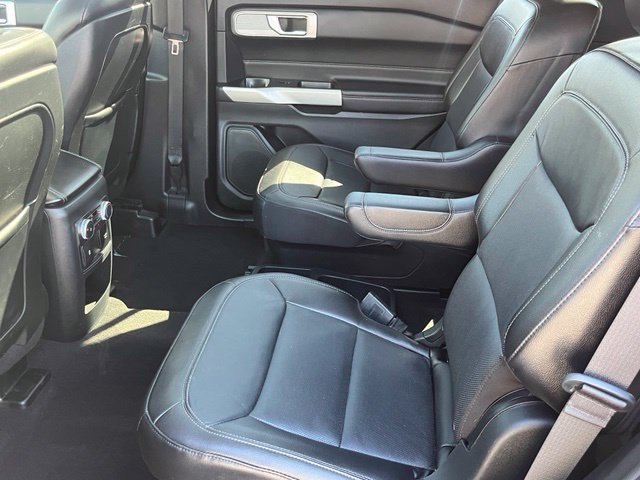 Used 2020 Ford Explorer Limited w/ Hybrid Equipment Group 310A RWD image 27