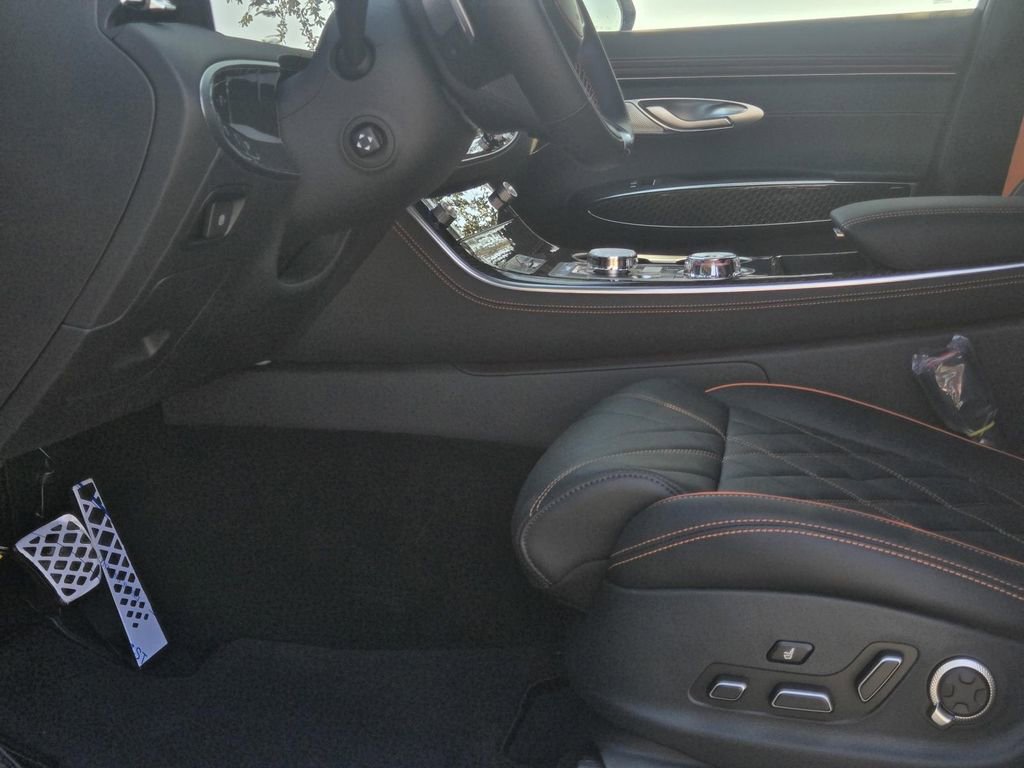 New 2026 Genesis GV70 3.5T Sport Prestige image 23