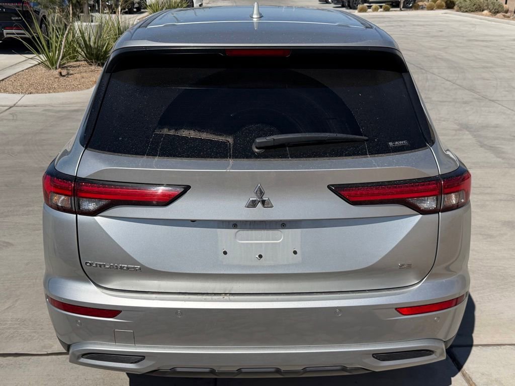 Used 2024 Mitsubishi Outlander SE AWD/4WD image 7