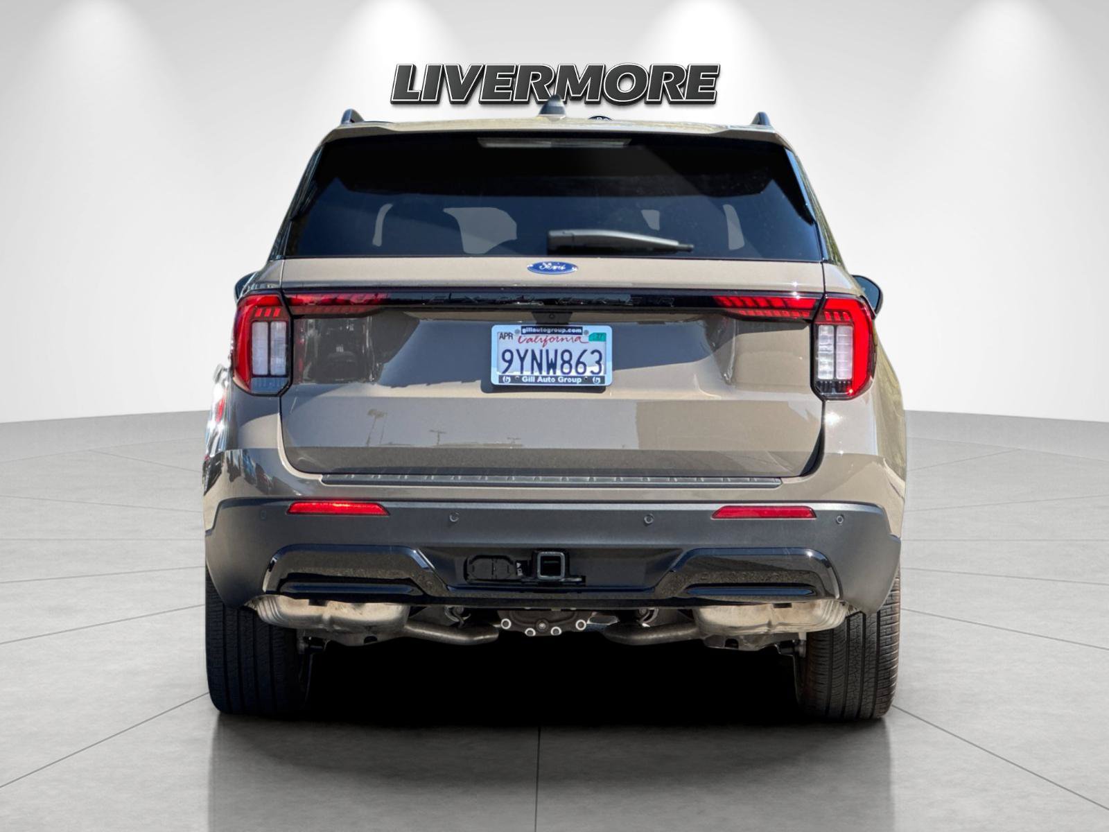 Used 2026 Ford Explorer ST-Line w/ ST-Line Street Pack RWD image 4