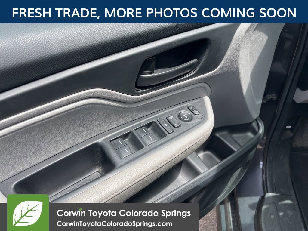 Used 2019 Honda Odyssey EX image 8