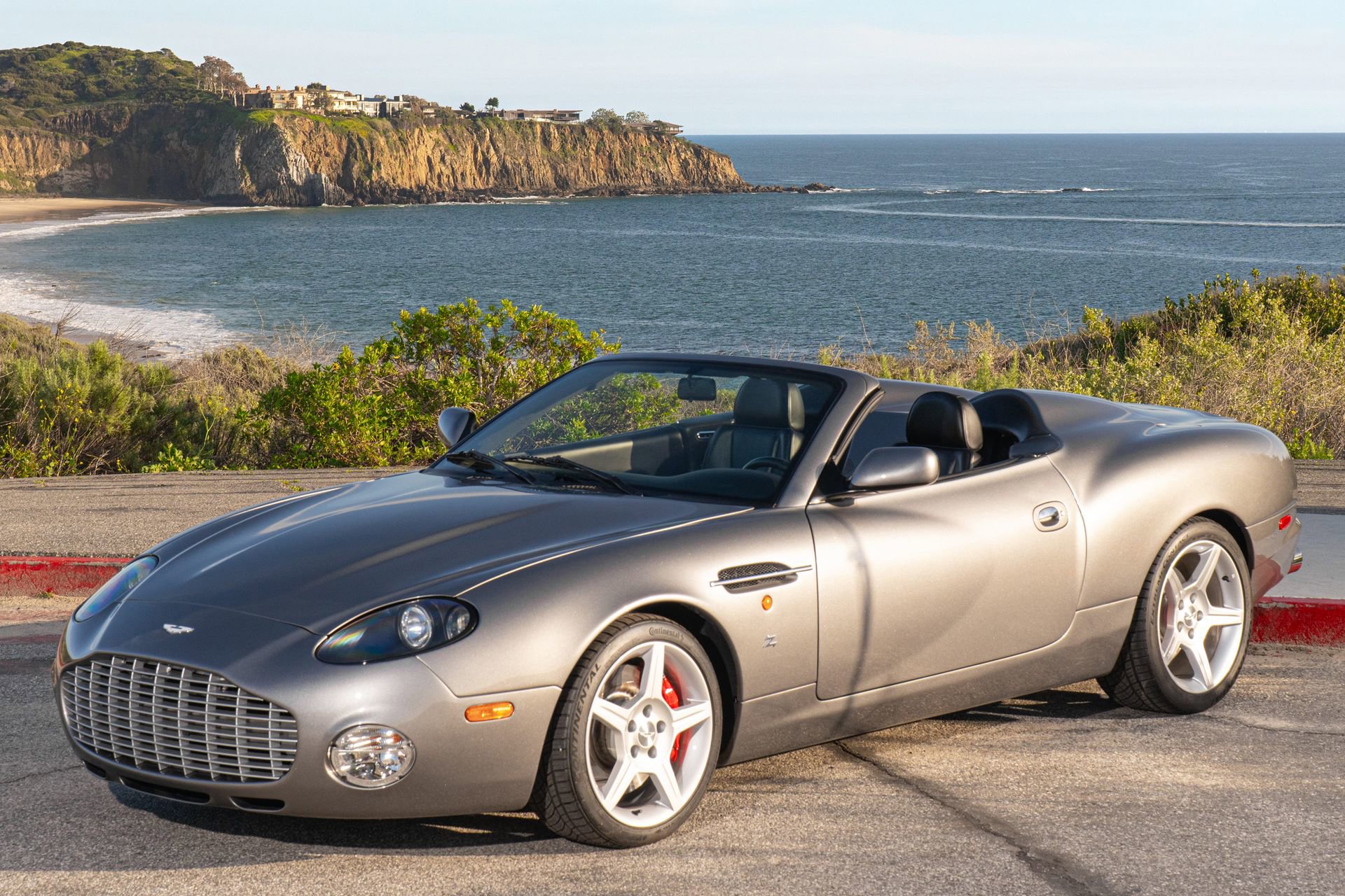 Used 2003 Aston Martin DB7 Vantage RWD image 2
