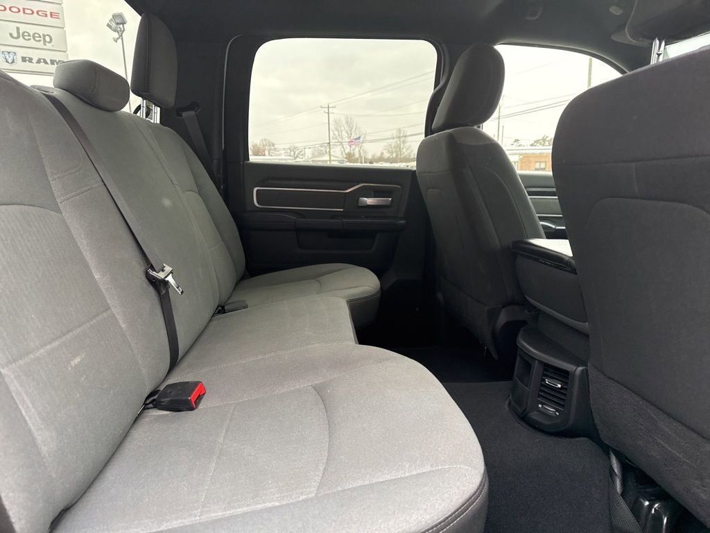 Used 2022 RAM 3500 Big Horn AWD/4WD image 32