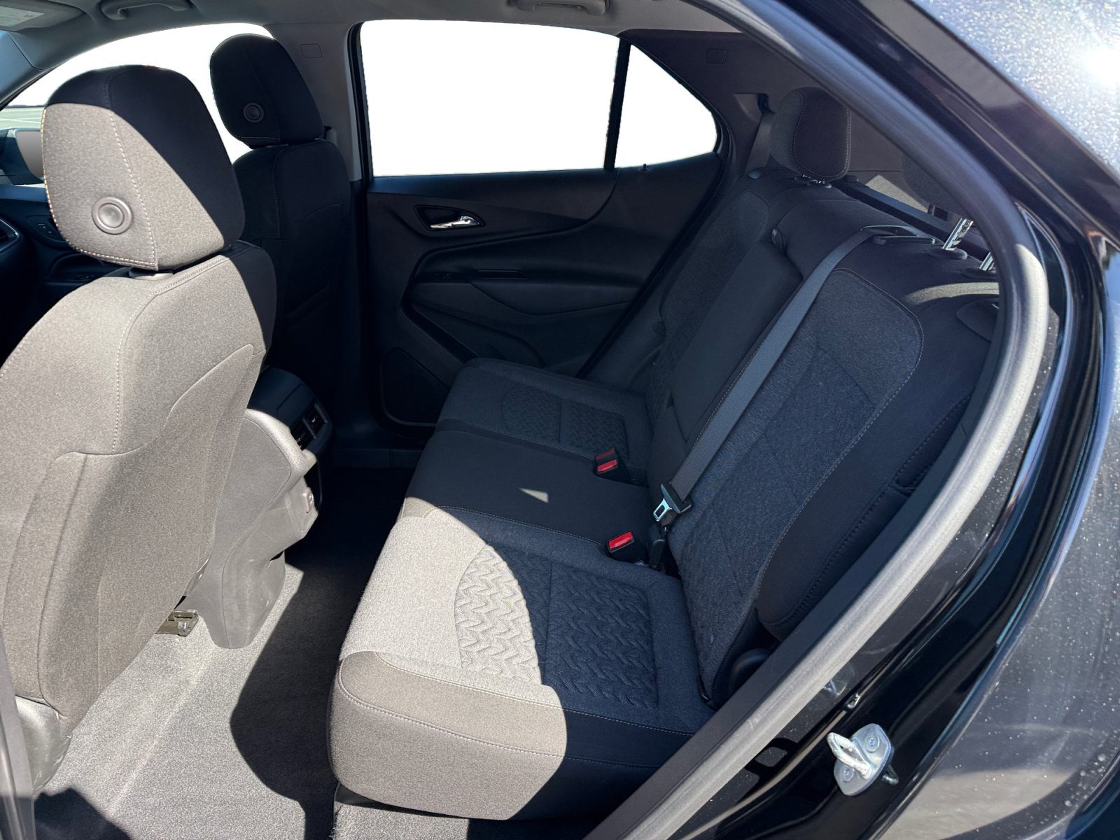 Used 2023 Chevrolet Equinox LT w/ Driver Convenience Package FWD image 16