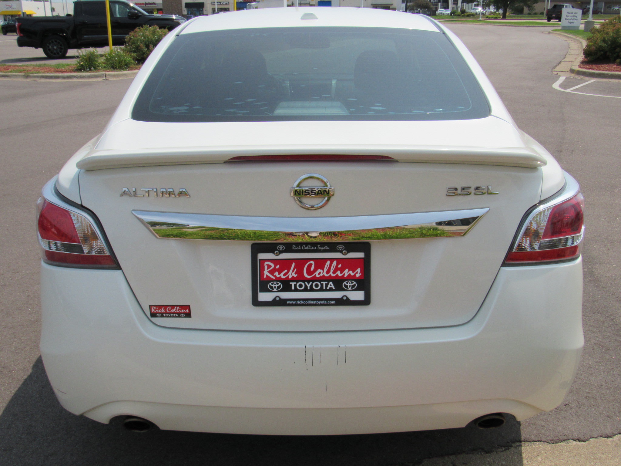 Used 2015 Nissan Altima 3.5 SL FWD image 7
