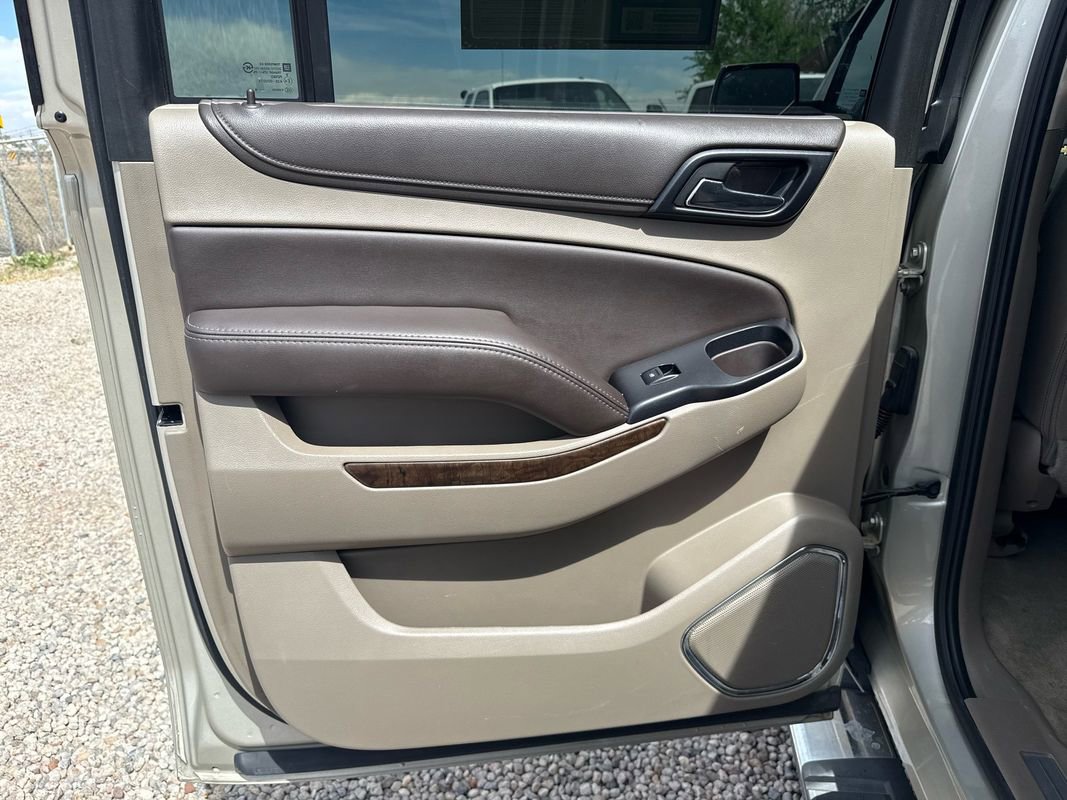 Used 2016 Chevrolet Suburban LT AWD/4WD image 26