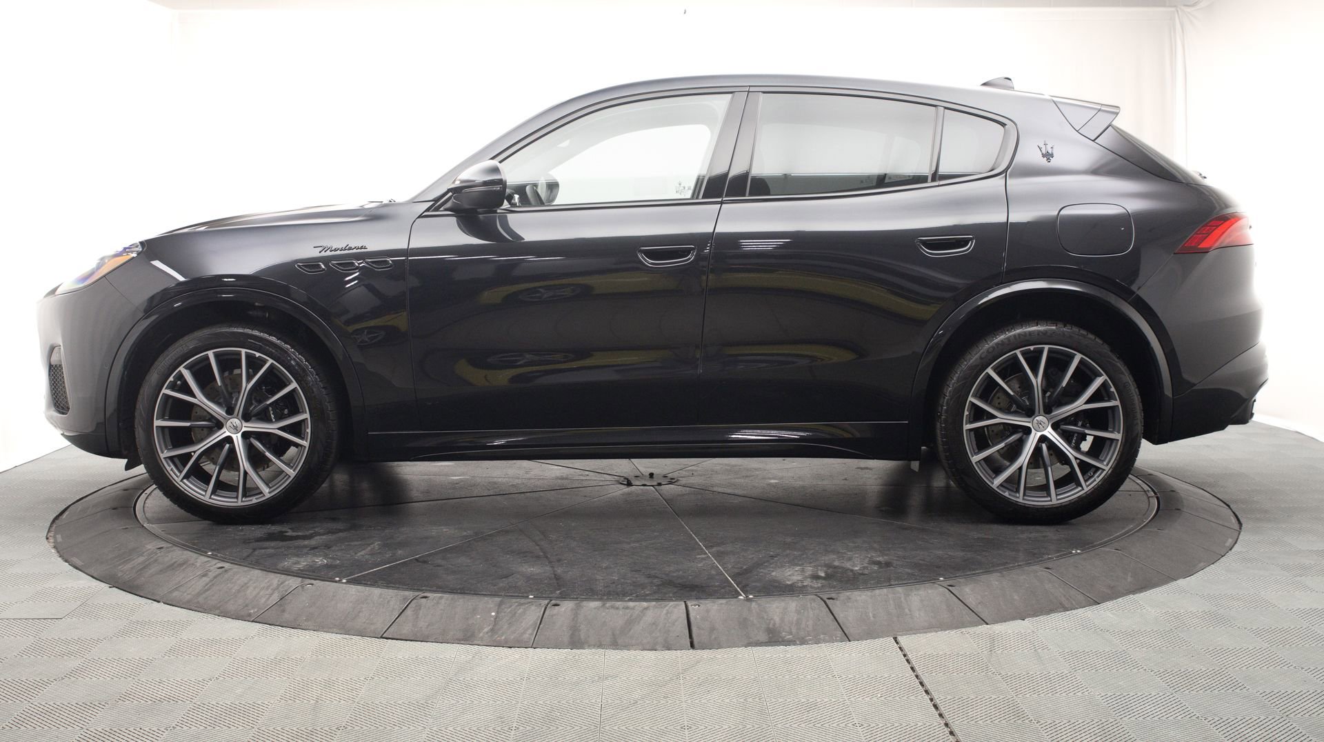 New 2026 Maserati Grecale Modena image 6