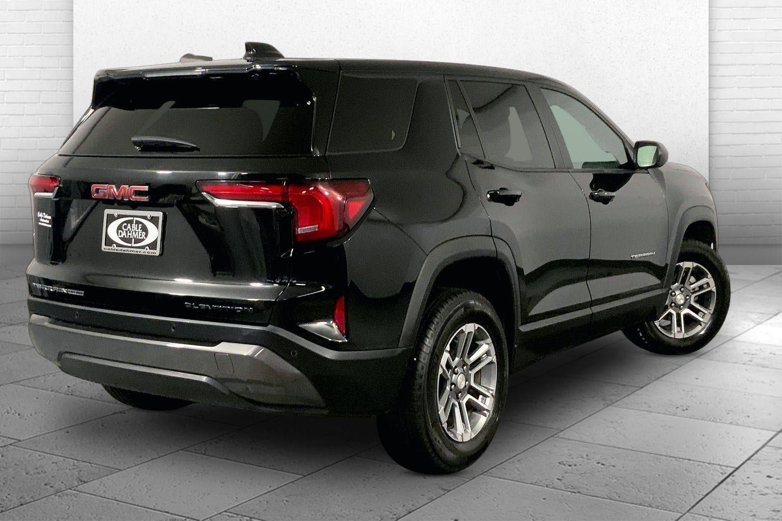Used 2025 GMC Terrain Elevation AWD/4WD image 13