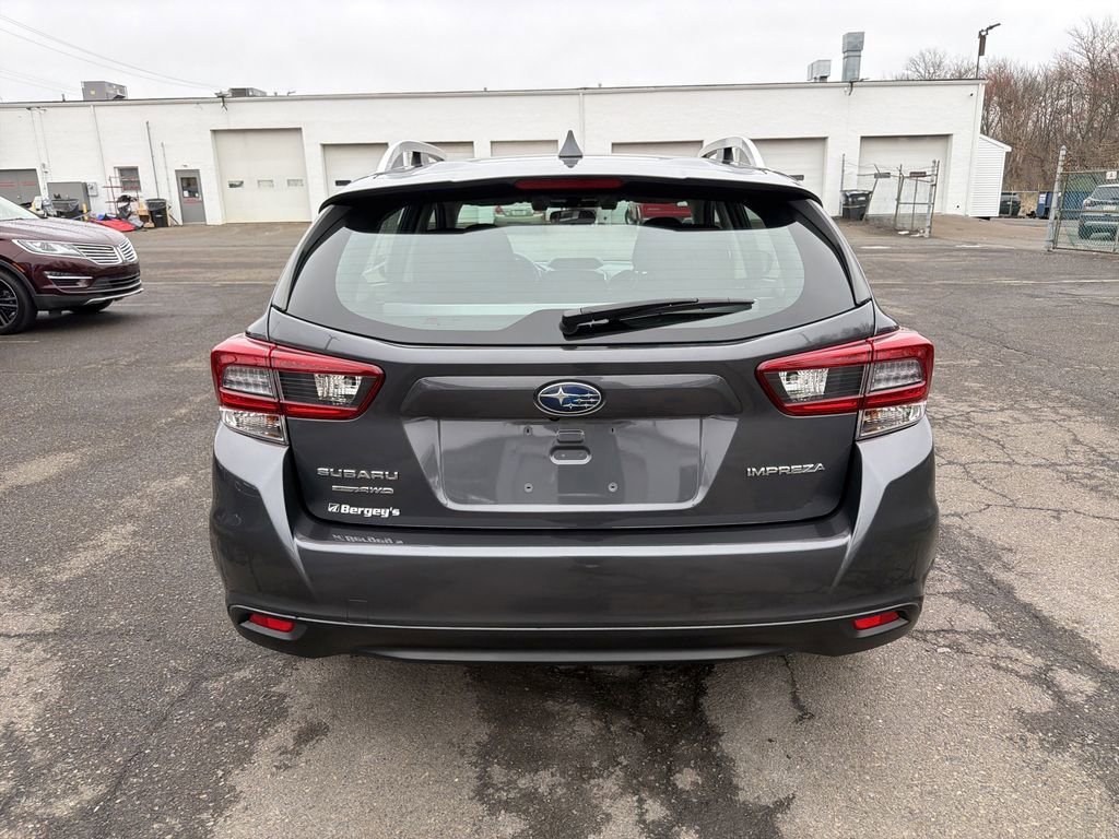 Used 2023 Subaru Impreza Premium image 3