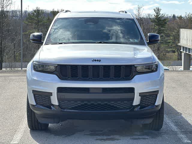Used 2023 Jeep Grand Cherokee L Laredo image 34