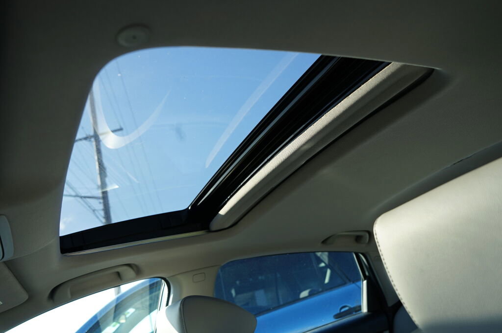 Used 2018 Honda Accord Touring image 23