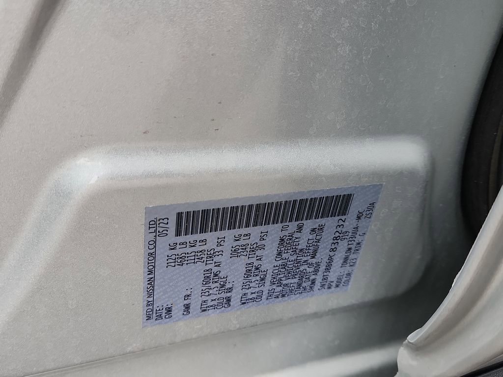 Used 2023 Nissan Rogue SV image 18