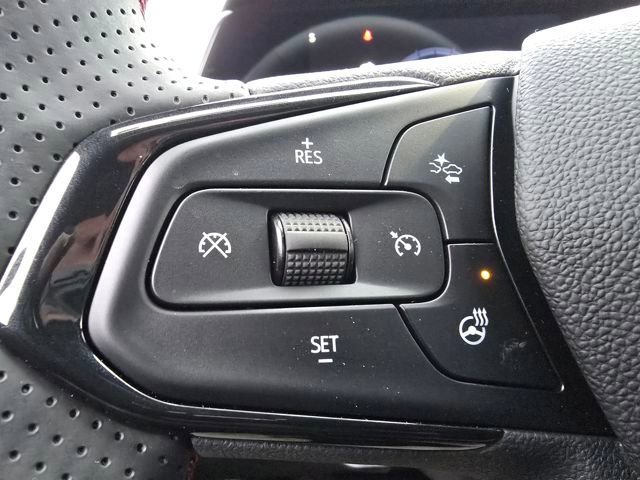 New 2026 Chevrolet Trax RS w/ Driver Confidence Package image 12