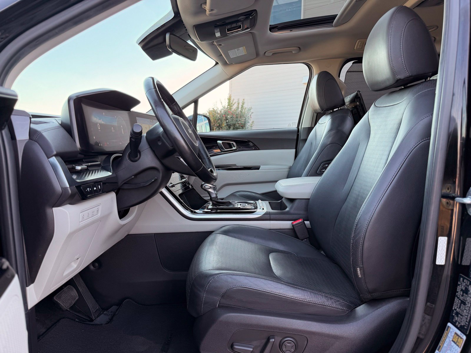 Used 2022 Kia Carnival SX Prestige FWD image 20
