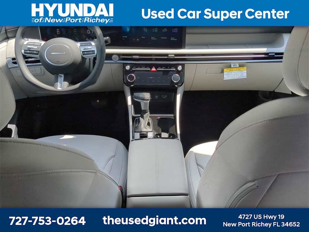New 2026 Hyundai Tucson SEL image 16