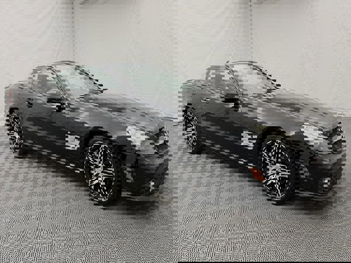 Used 2011 Mercedes-Benz SL 63 AMG image 2