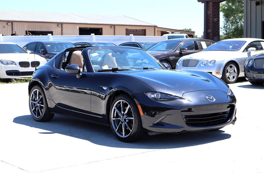 Used 2017 MAZDA MX-5 Miata RF Grand Touring RWD image 16