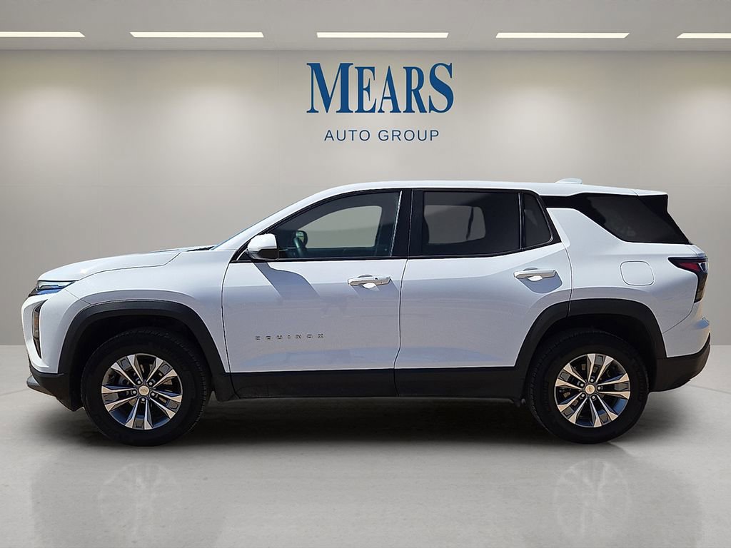 Used 2025 Chevrolet Equinox LT AWD/4WD image 2
