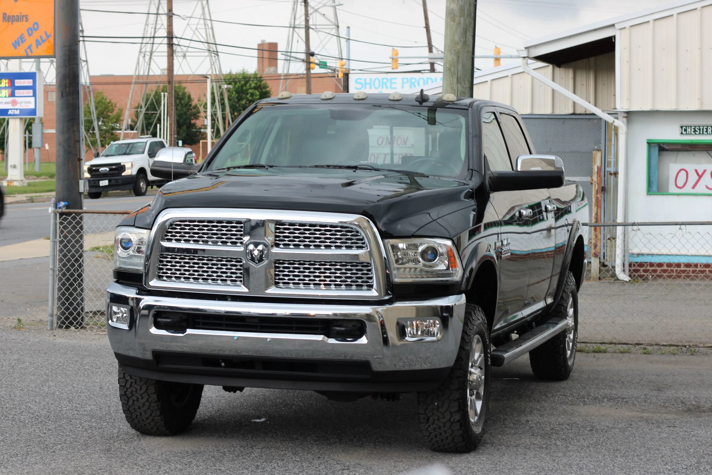 Used 2015 RAM 2500 Laramie AWD/4WD image 3