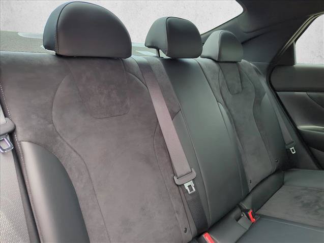 Used 2022 Hyundai Elantra N FWD image 21