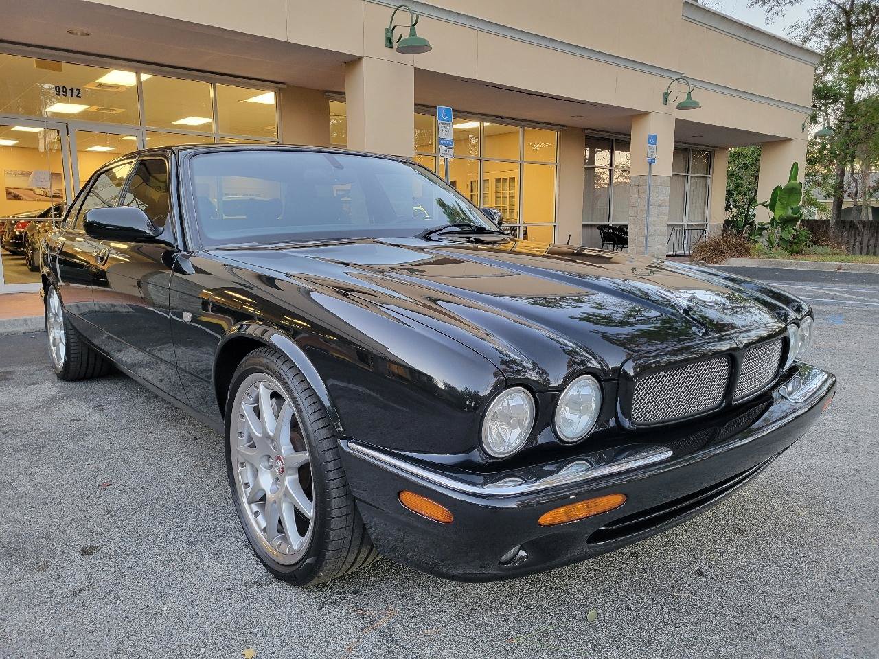 Used 2002 Jaguar XJ8