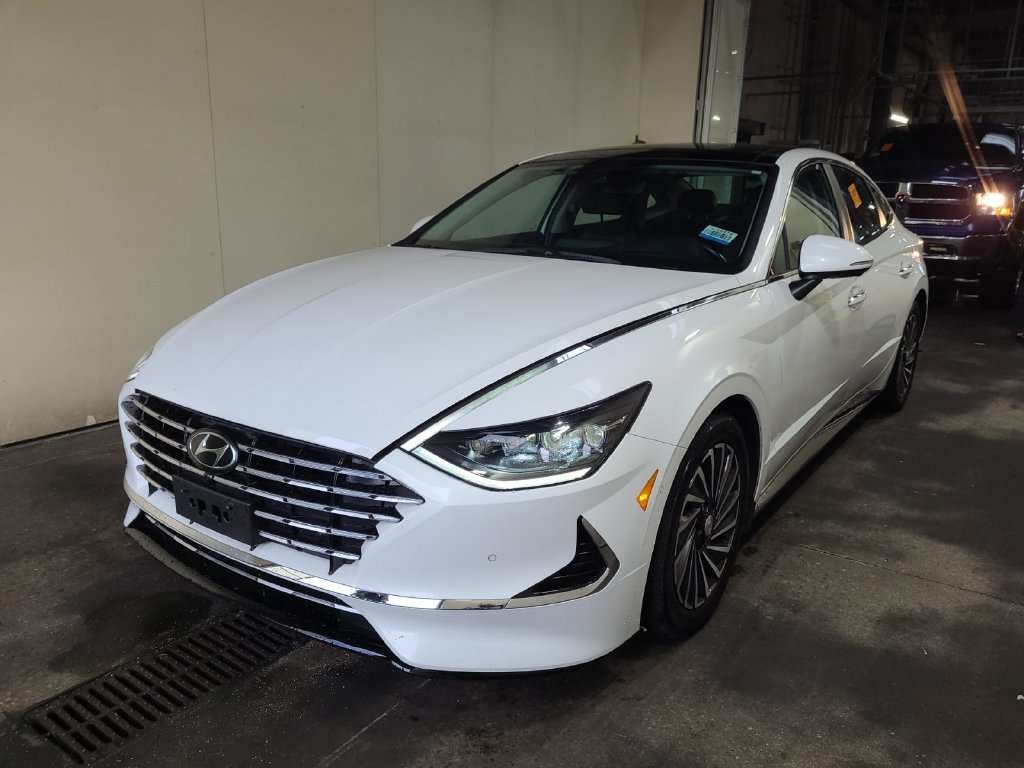 Used 2023 Hyundai Sonata Limited FWD image 1