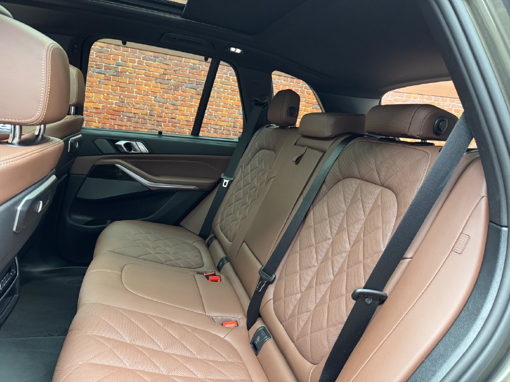 Certified 2026 BMW X5 xDrive40i w/ Executive Package AWD/4WD image 26