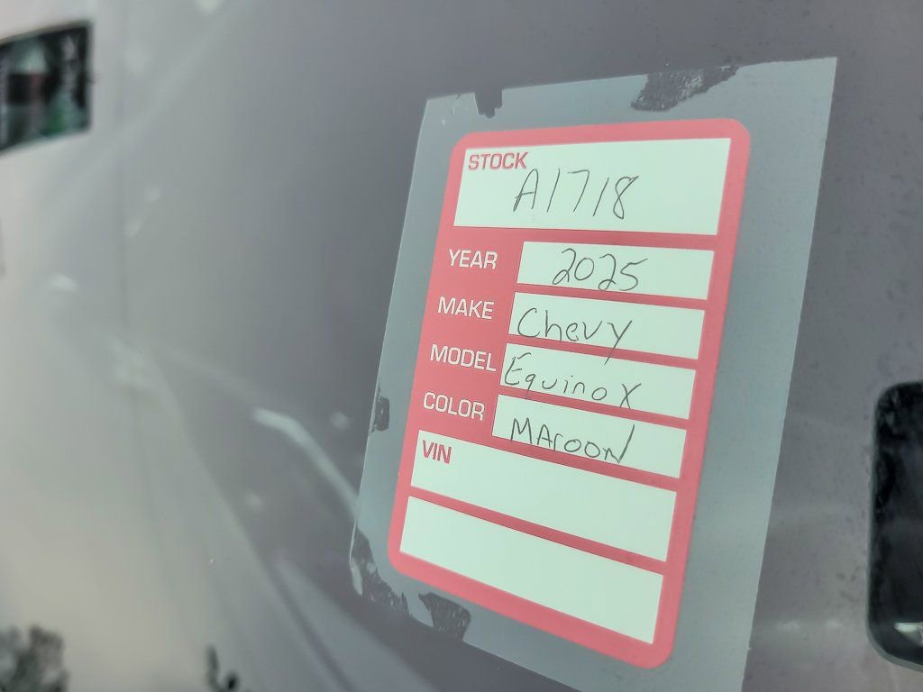 Certified 2025 Chevrolet Equinox LT w/ Safety and Technology Package image 24