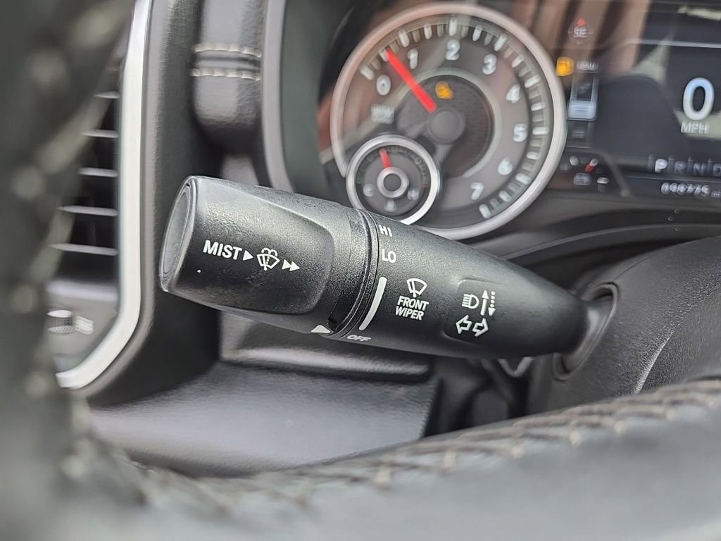 Used 2019 RAM 1500 Laramie AWD/4WD image 24
