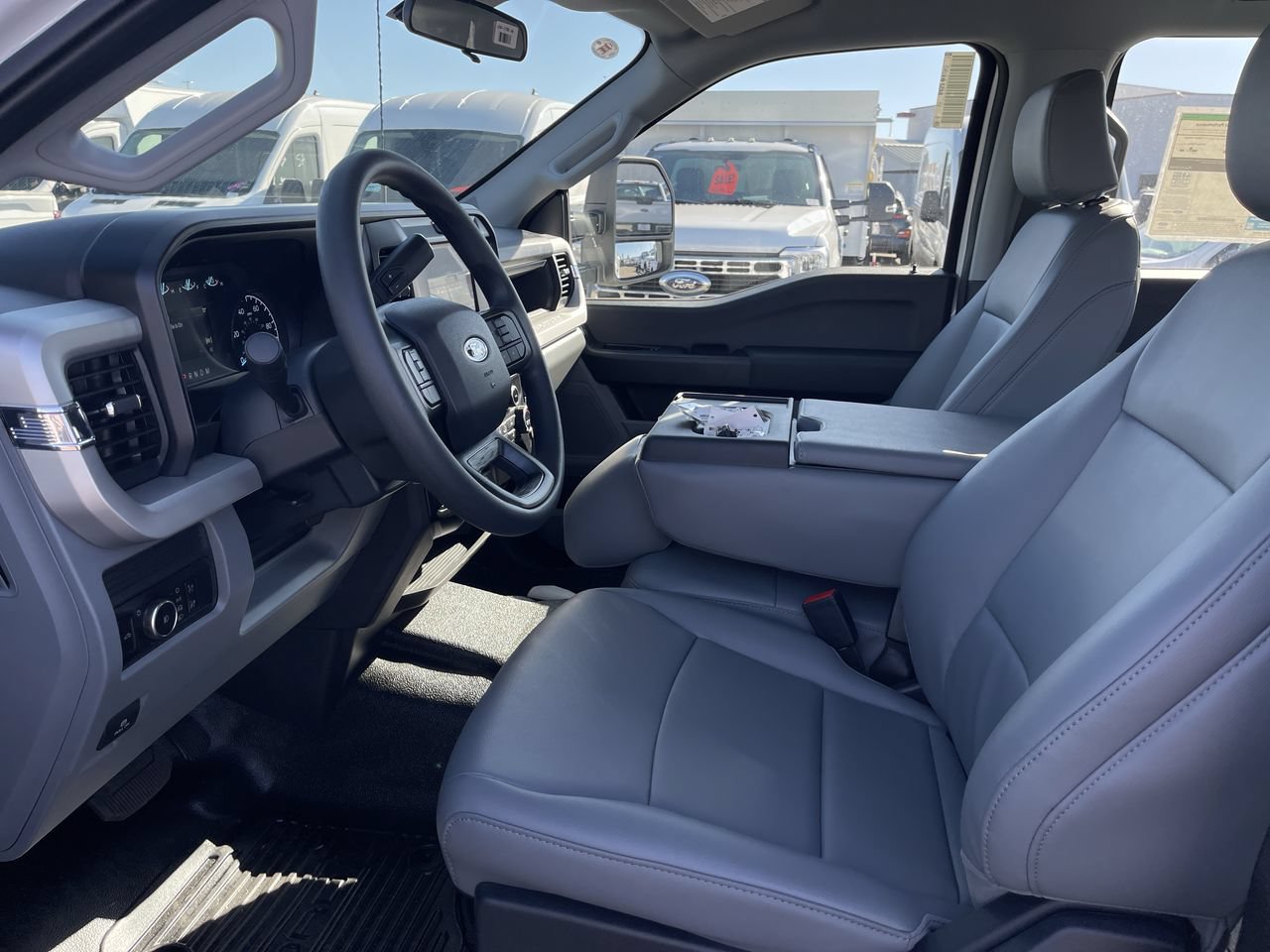 New 2026 Ford F250 XL w/ XL Chrome Package RWD image 17