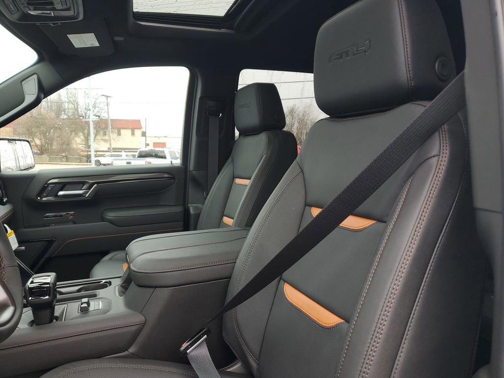 New 2026 GMC Sierra 1500 AT4 w/ Technology Package image 16
