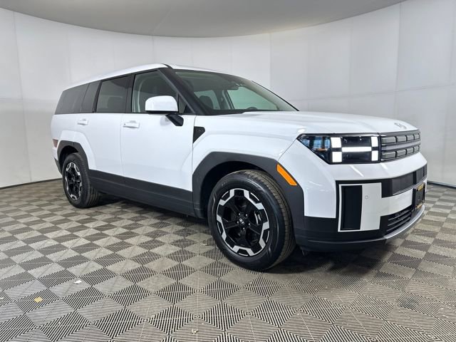 Used 2024 Hyundai Santa Fe SE image 2