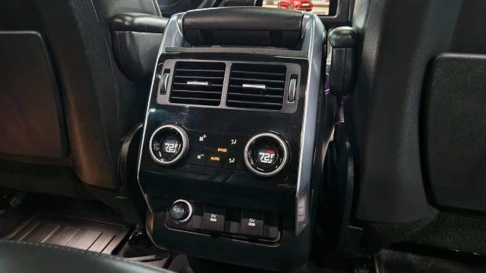 Used 2021 Land Rover Range Rover Sport HST image 21